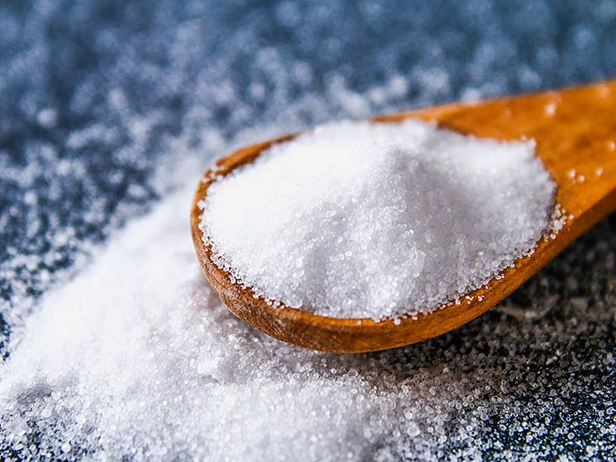 Salt Side Effects: What happens if you eat too much salt?