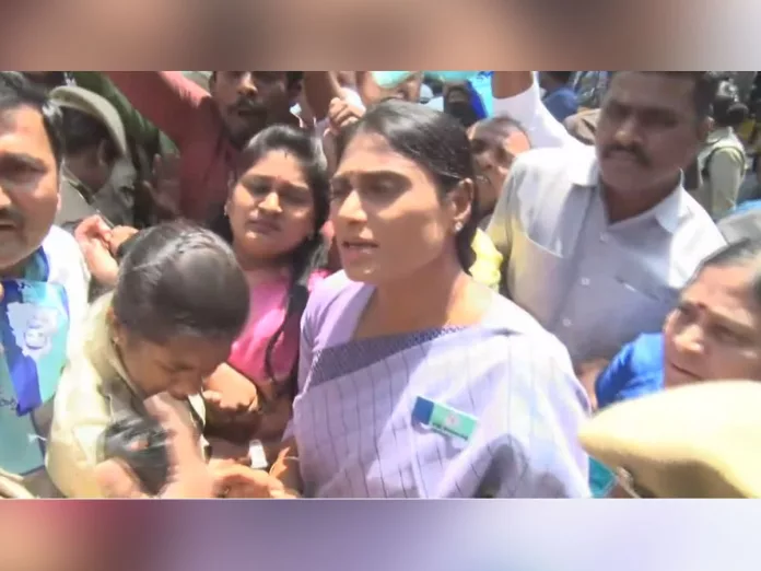 TSPSC office siege attempt, YS Sharmila arrested