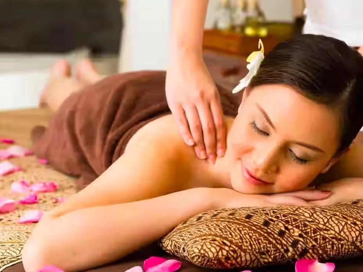 From reducing pain to increasing beauty, there are many benefits of body massage