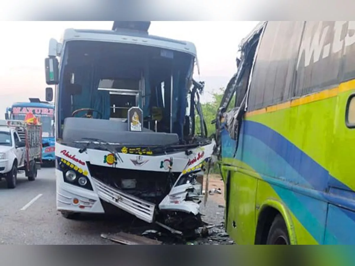 Bus carrying Pushpa 2 artistes met with an accident