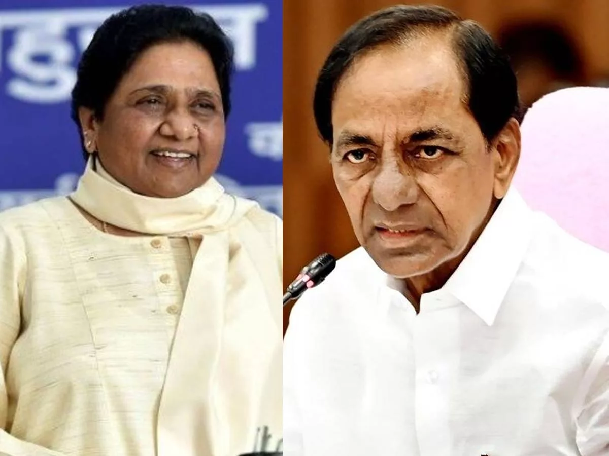Mayawati comments on KCR : 125 feet statue of Ambedkar just for votes