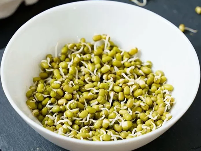 Sprouts Benefits: Are you eating sprouted seeds early in the morning?