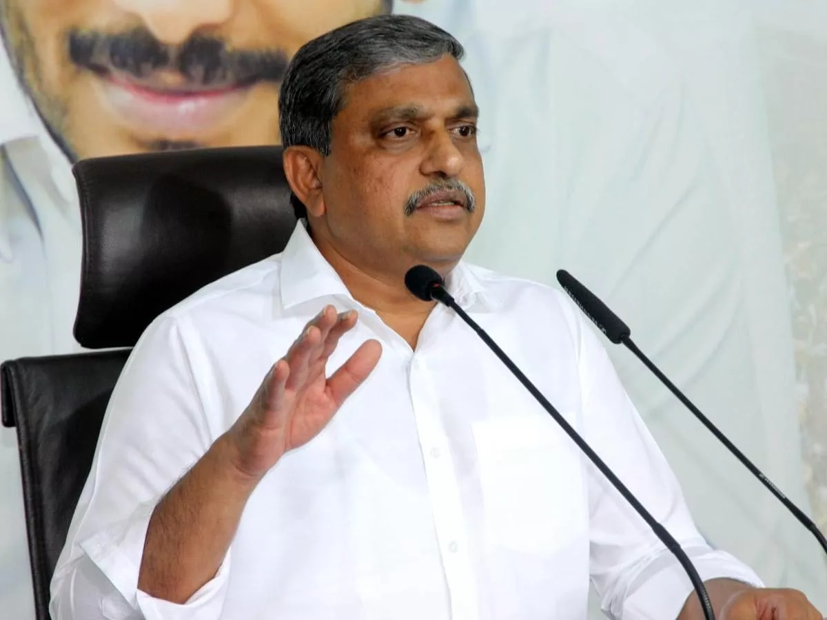 Sajjala Ramakrishna Reddy : There is no relationship between BJP and YCP