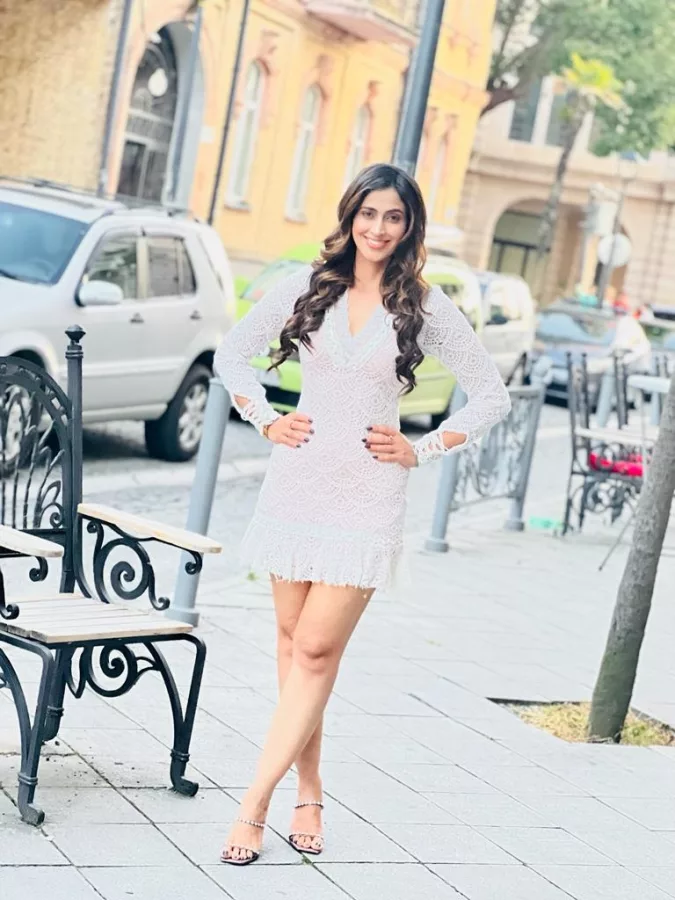 Actress Samaira Sandhu latest pics from Georgia
