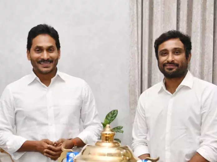 Ambati Rayudu great words about AP Volunteer System and AP Govt