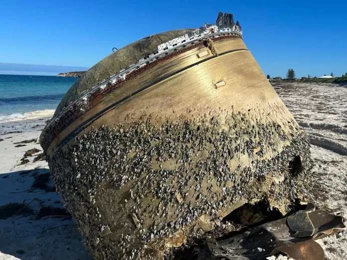 Chandrayaan-3 debris fell on an Australian beach?
