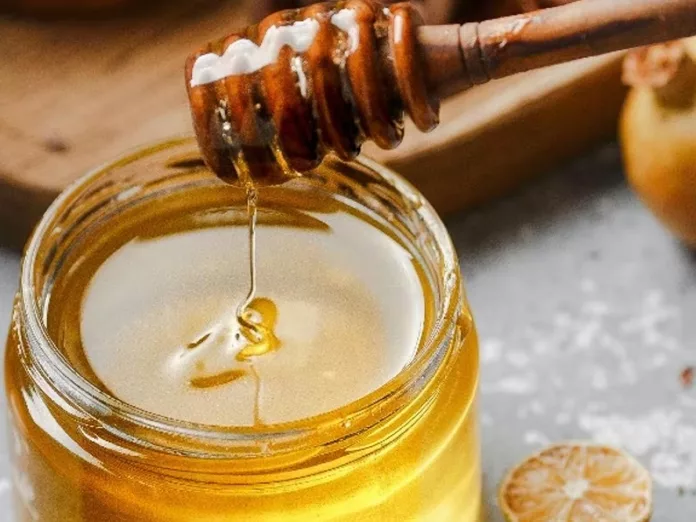Honey Side Effects: Are you consuming too much honey?