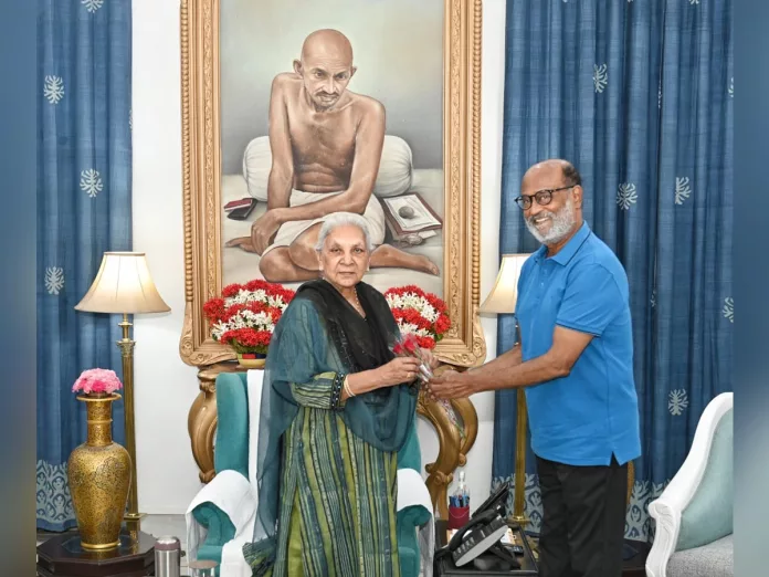 Rajinikanth meets Governor of UP Anandiben Patel