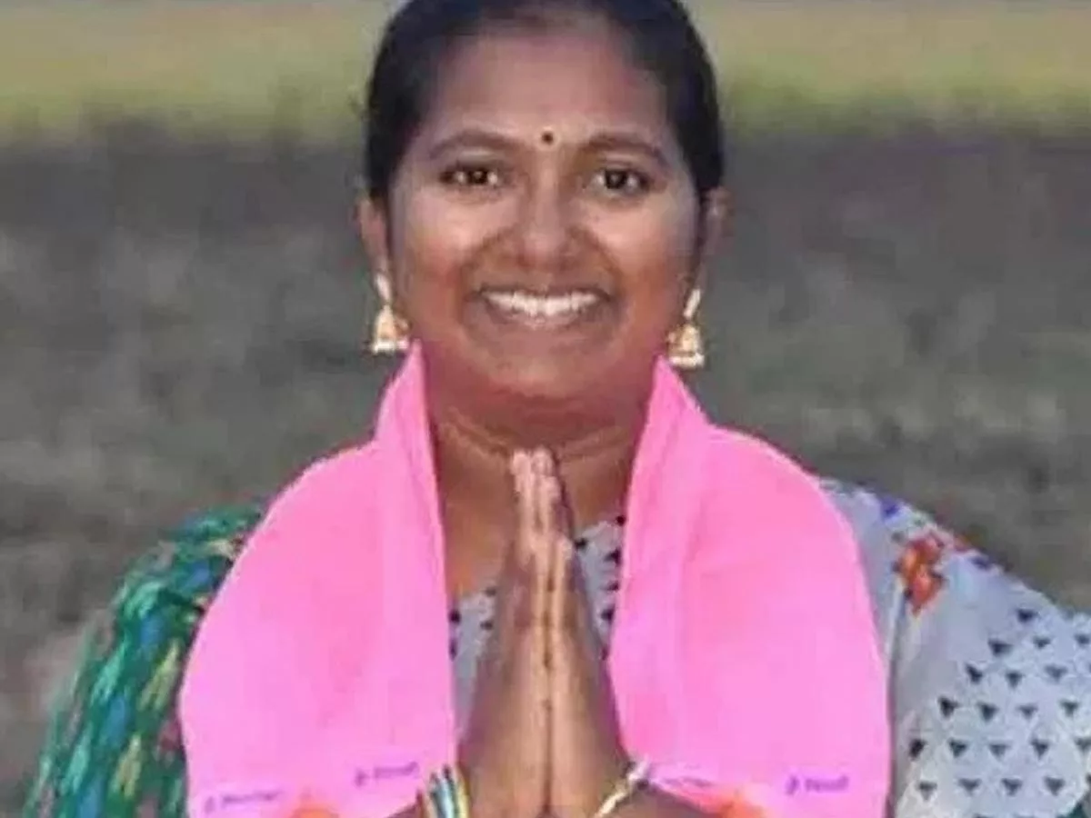Slain Naxalite daughter Nagajyothi to challenge former Naxalite in Mulugu constituency