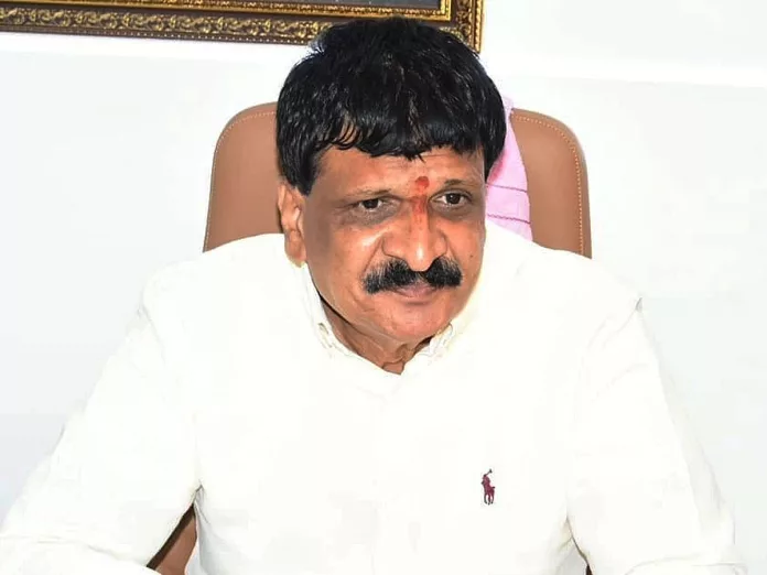 Malkajgiri MLA Mynampally Hanumantha Rao resigns from BRS