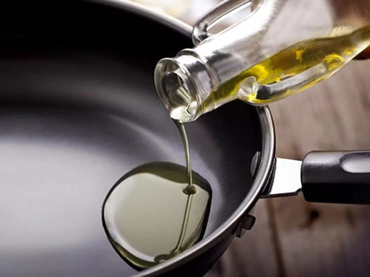 Harmful effects of reheating Cooking Oil 